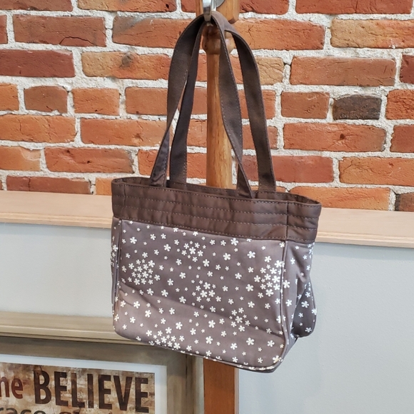 ThirtyOne lil blossom small bag - Picture 3 of 10